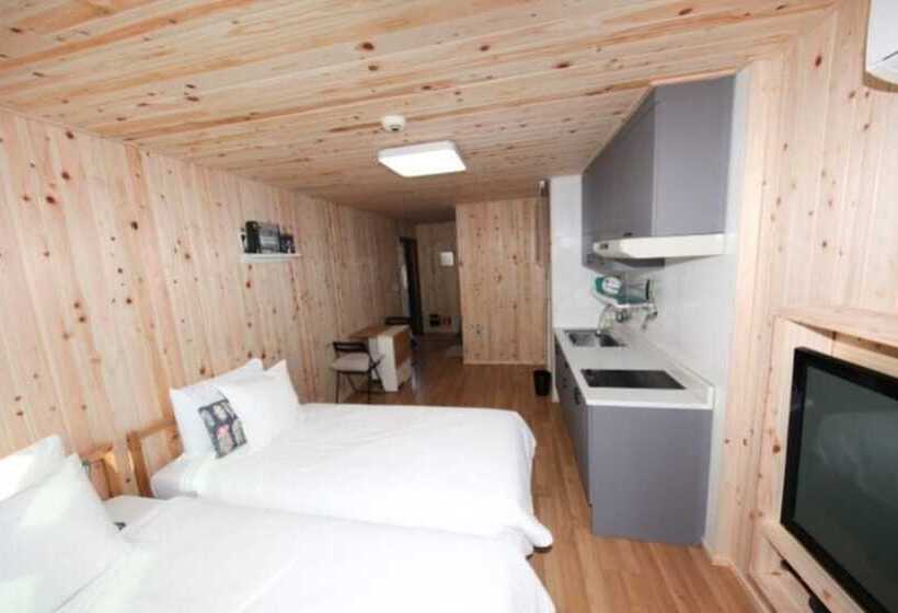 Seokmodo Park Jung Ah Pension