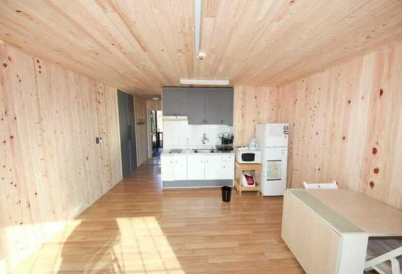 Seokmodo Park Jung Ah Pension