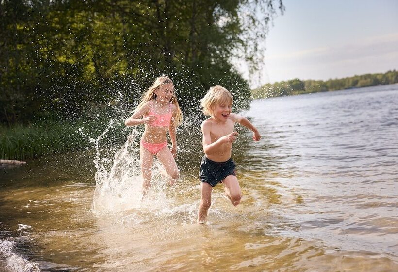 Lake Resort Beekse Bergen