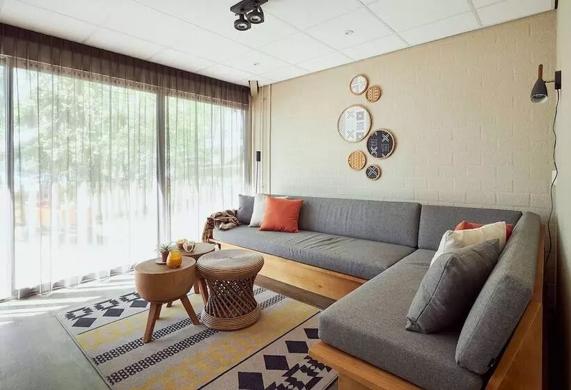 Lake Resort Beekse Bergen