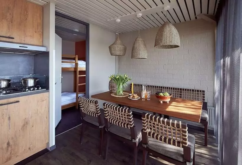 Lake Resort Beekse Bergen