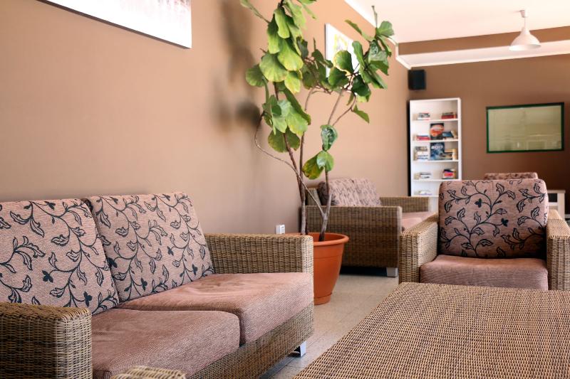 Apartamentos Colina Mar