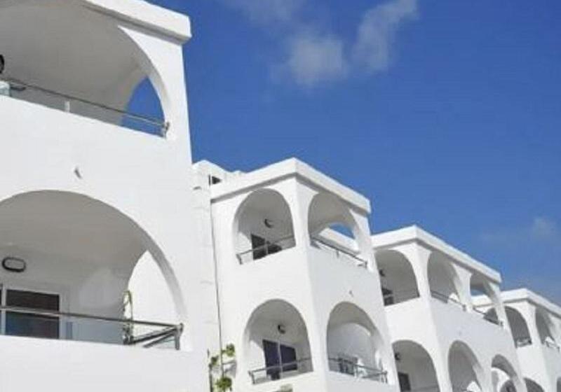 Apartamentos Colina Mar