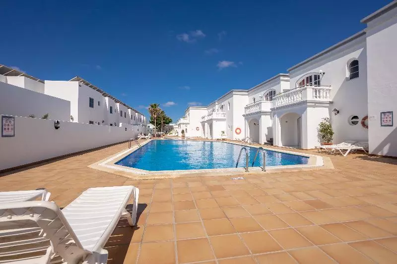 Apartamentos Corona Mar