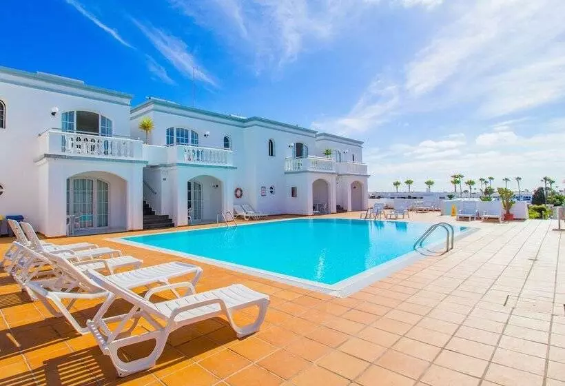 Apartamentos Corona Mar