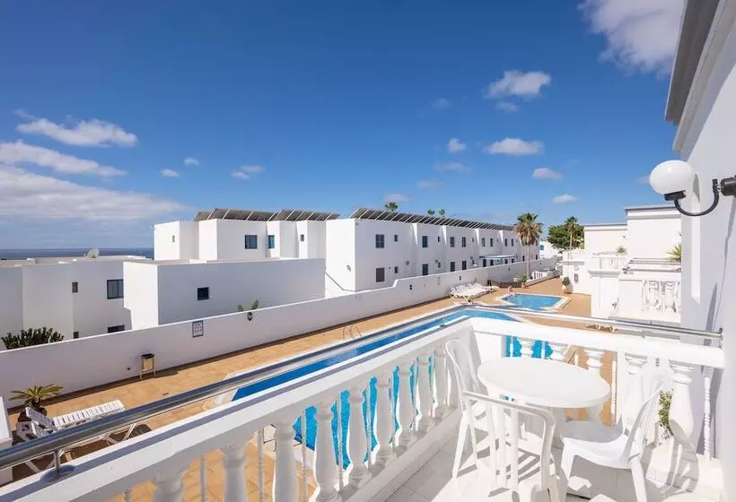 Apartamentos Corona Mar