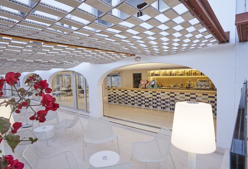 Ebano Hotel Apartments & Spa