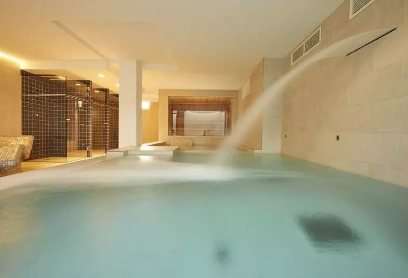 Ebano Hotel Apartments & Spa