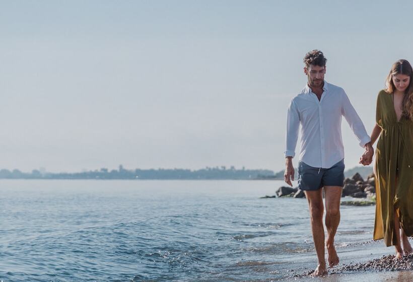 酒店 Club Del Sol Resort & Spa