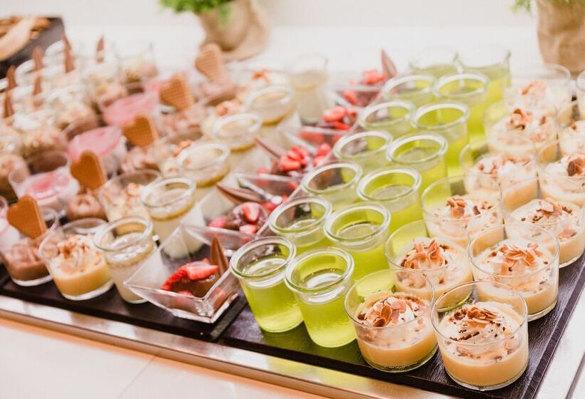 酒店 Club Del Sol Resort & Spa