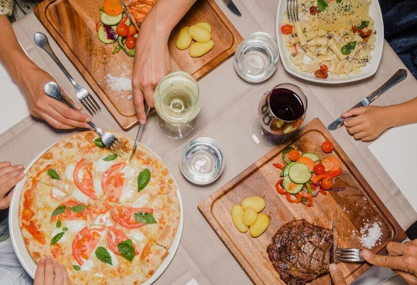 酒店 Club Del Sol Resort & Spa