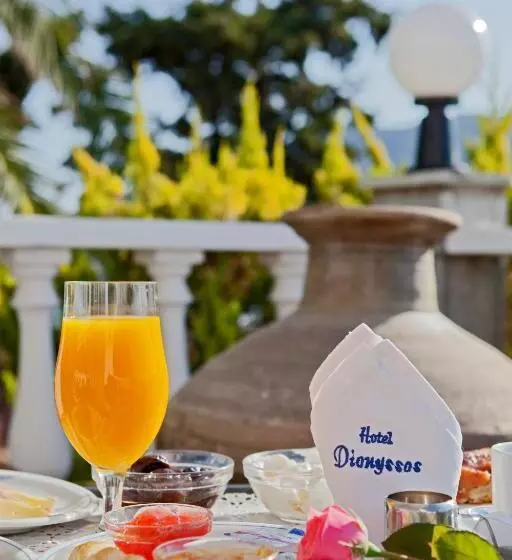 هتل Dionyssos