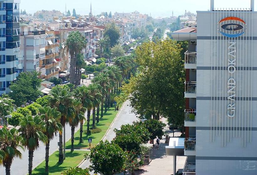 בית מלון כפרי Grand Okan