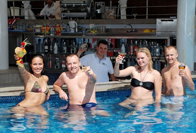 בית מלון כפרי Grand Okan