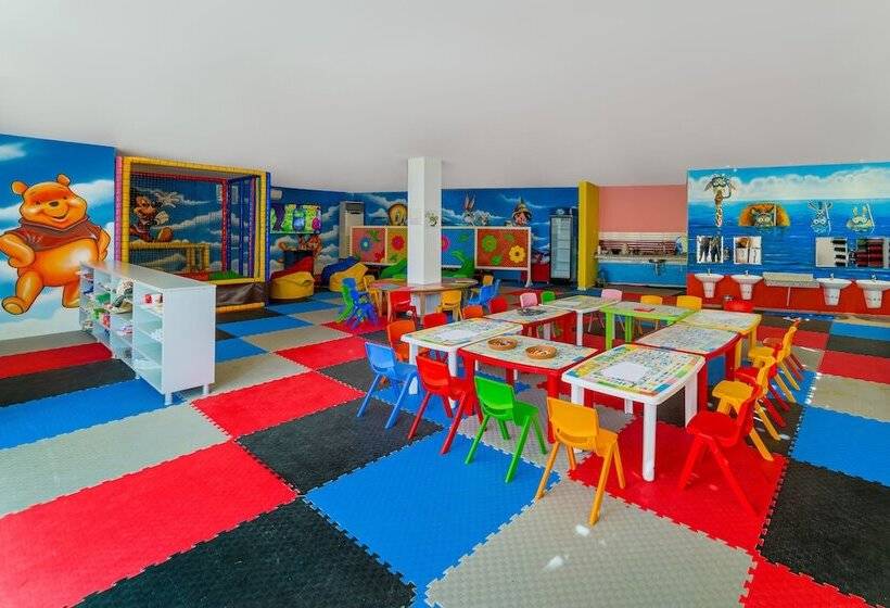 בית מלון כפרי Justiniano Club Alanya