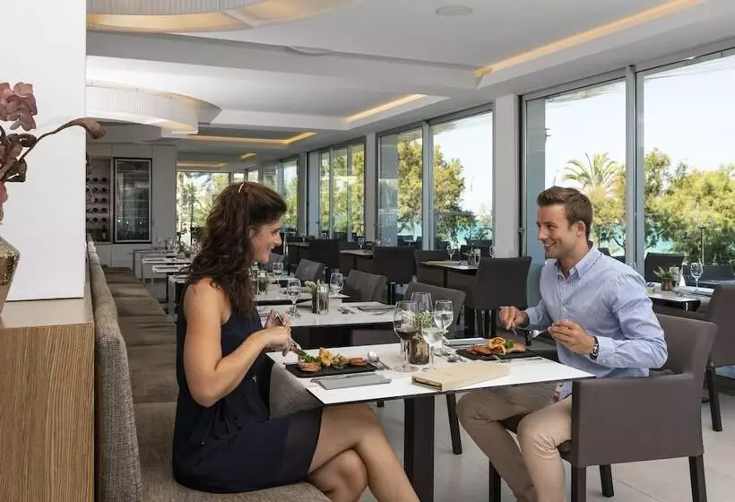 Отель Kyrat Amarac Adults Only