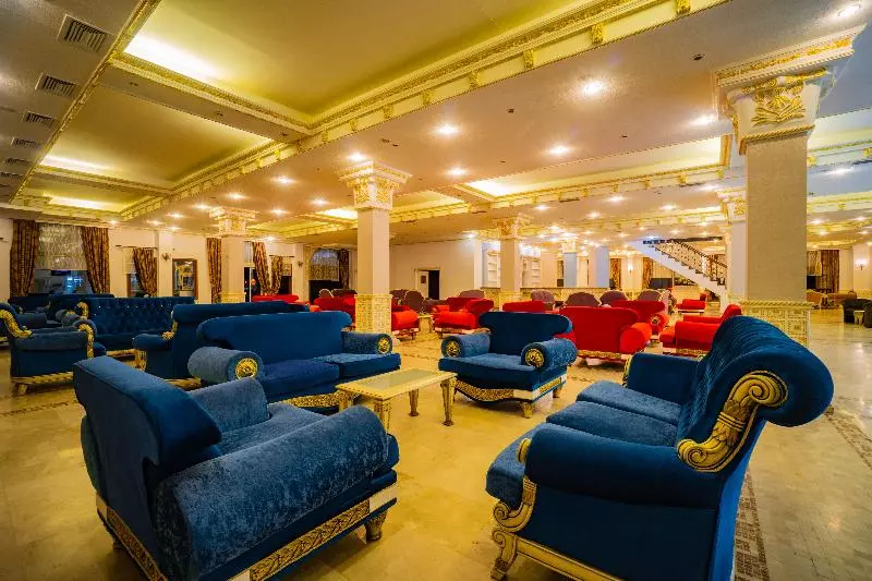 Отель Larina Resort & Spa