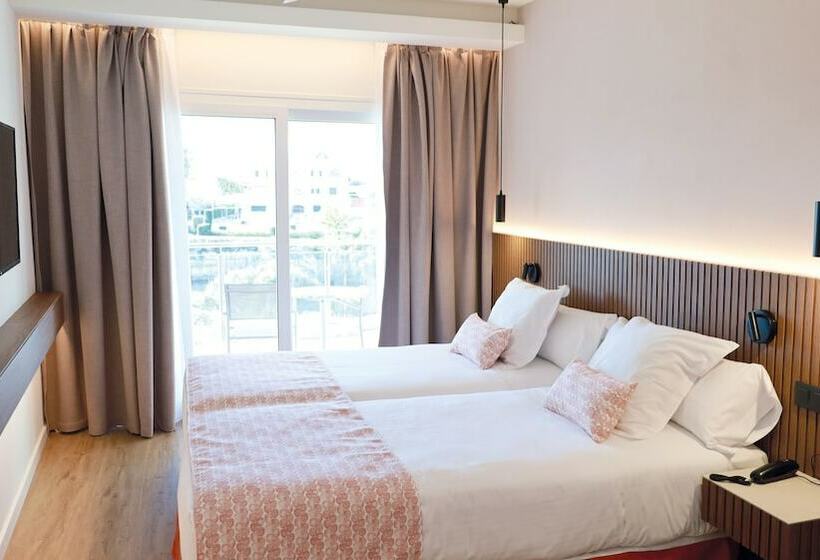 هتل Seth Port Ciutadella