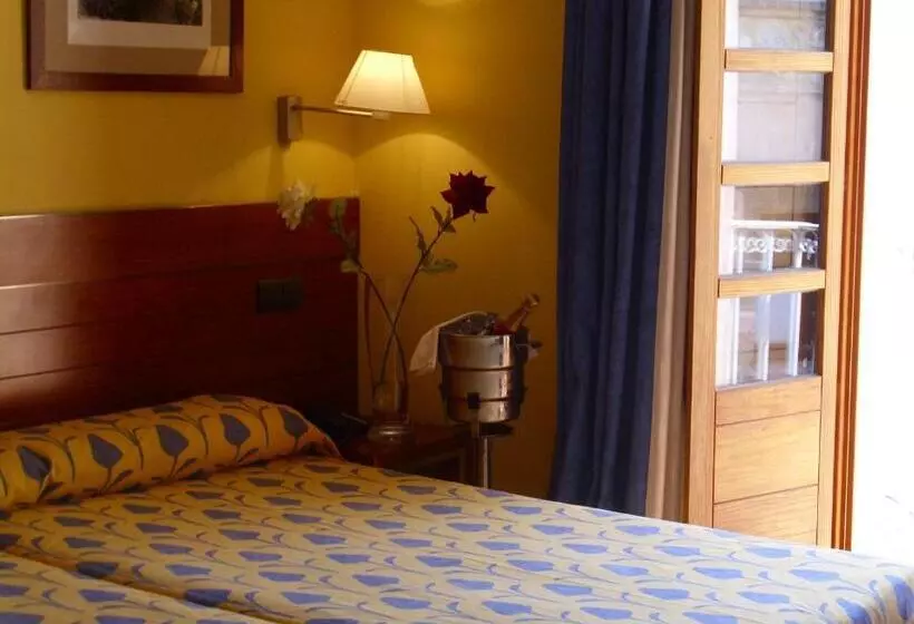 Hotel Rural Vado Del Duratón