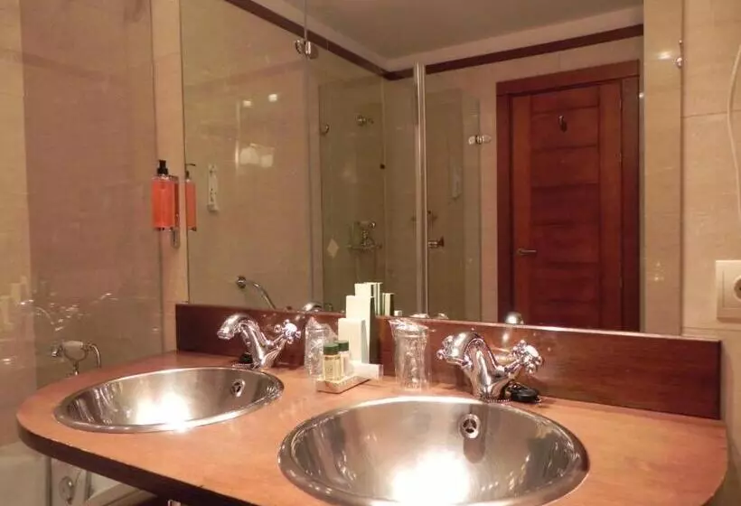 Hotel Rural Vado Del Duratón