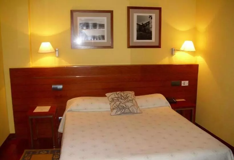 Hotel Rural Vado Del Duratón