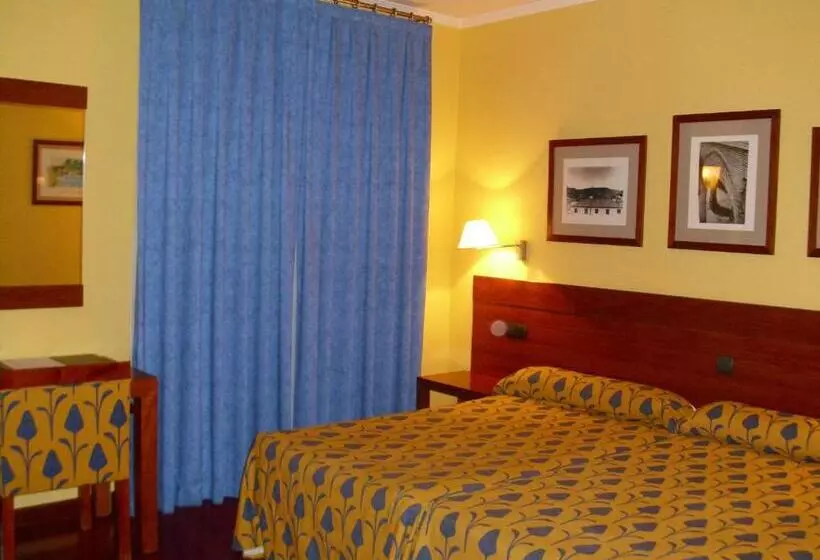 Hotel Rural Vado Del Duratón