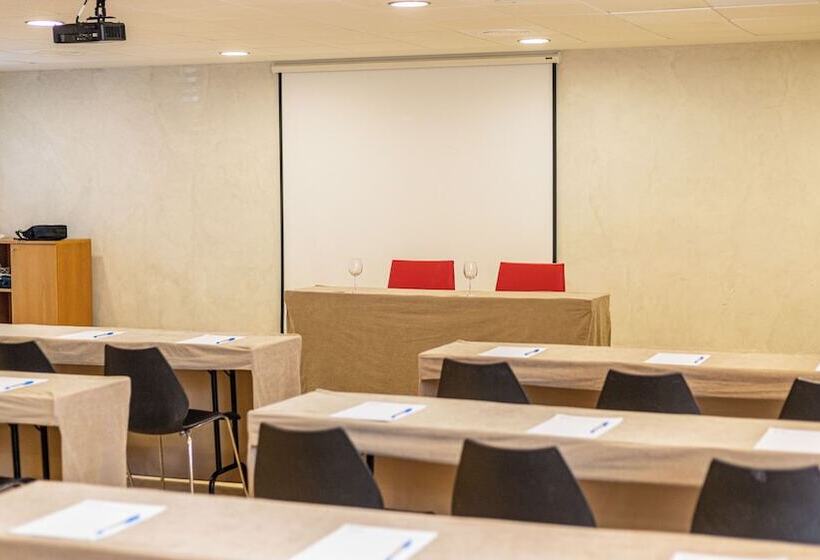 هتل Seth Port Ciutadella