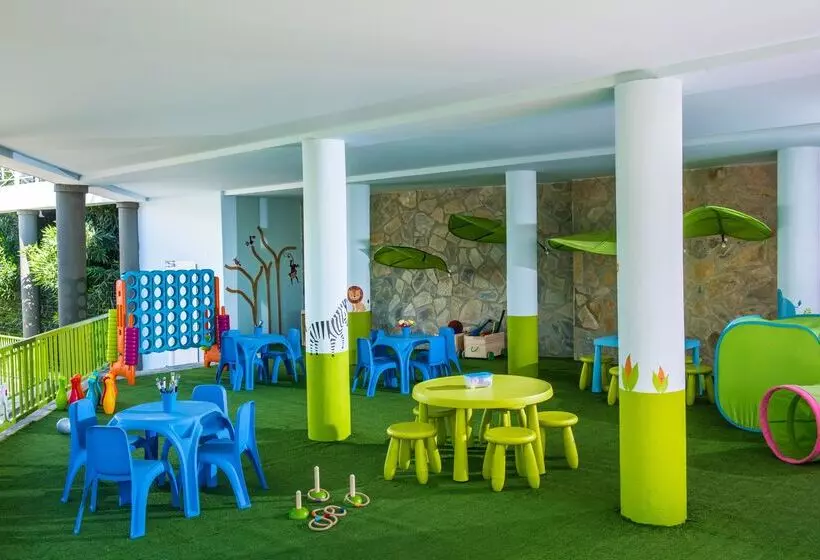 ホテル Peninsula Resort & Spa