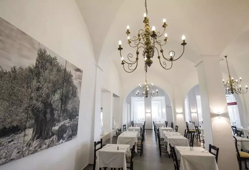 ホテル Peninsula Resort & Spa