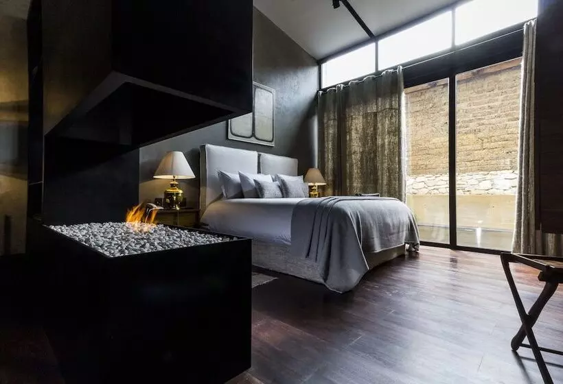 هتل Uvence Arte +