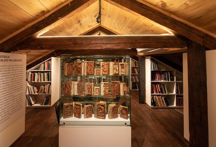 فندق Uvence Arte +