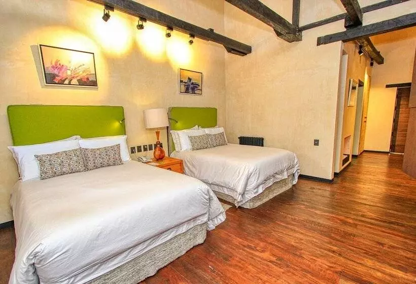 هتل Uvence Arte +