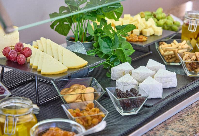 ホテル Zafiro Alzinar Mar- Adults Only