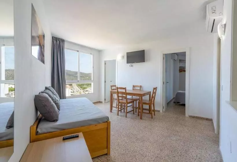 Magalluf Playa Apartments - Adults Only