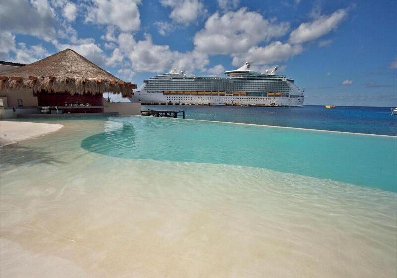 استراحتگاه Grand Park Royal Cozumel All Inclusive