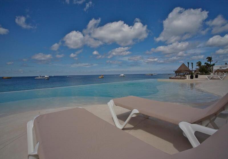 استراحتگاه Grand Park Royal Cozumel All Inclusive