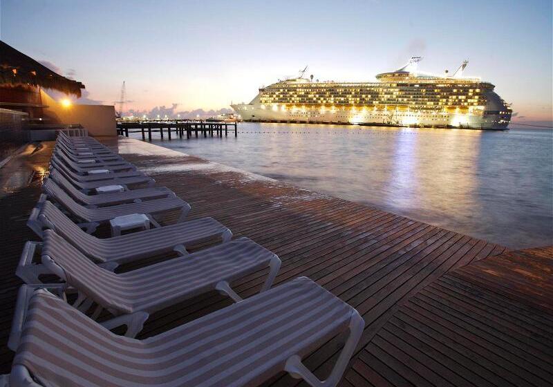 استراحتگاه Grand Park Royal Cozumel All Inclusive