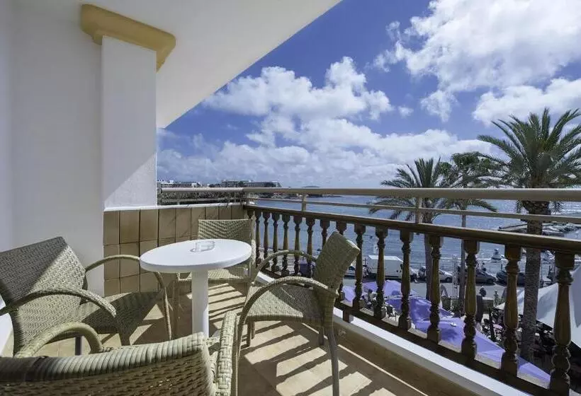 Apartamentos Es Cañe