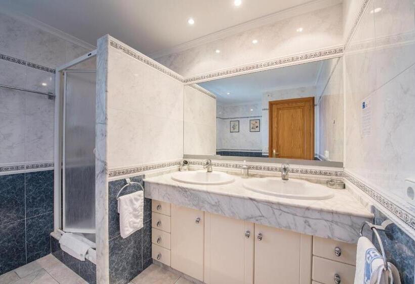 Apartamentos Es Cañe