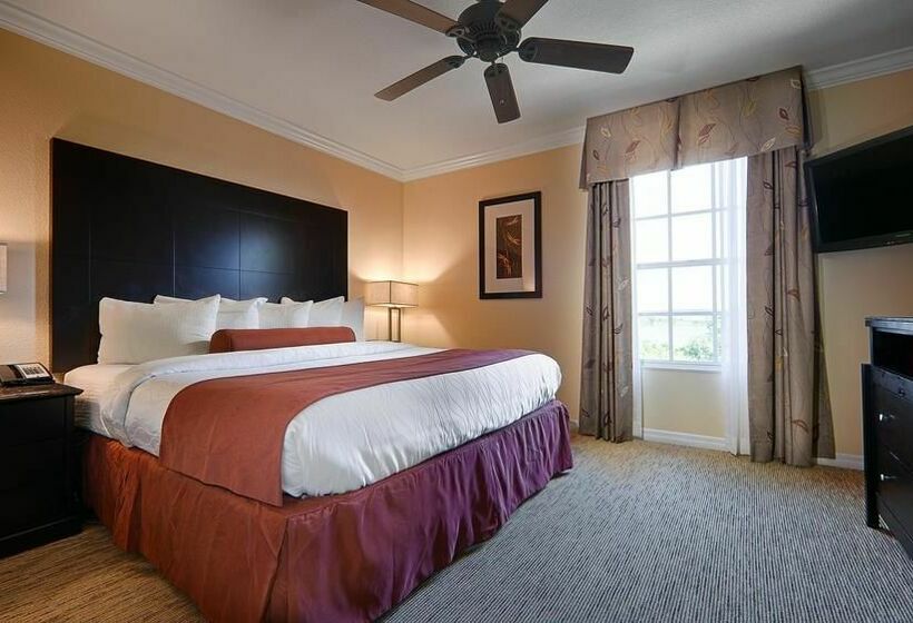 Saratoga Resort Villas