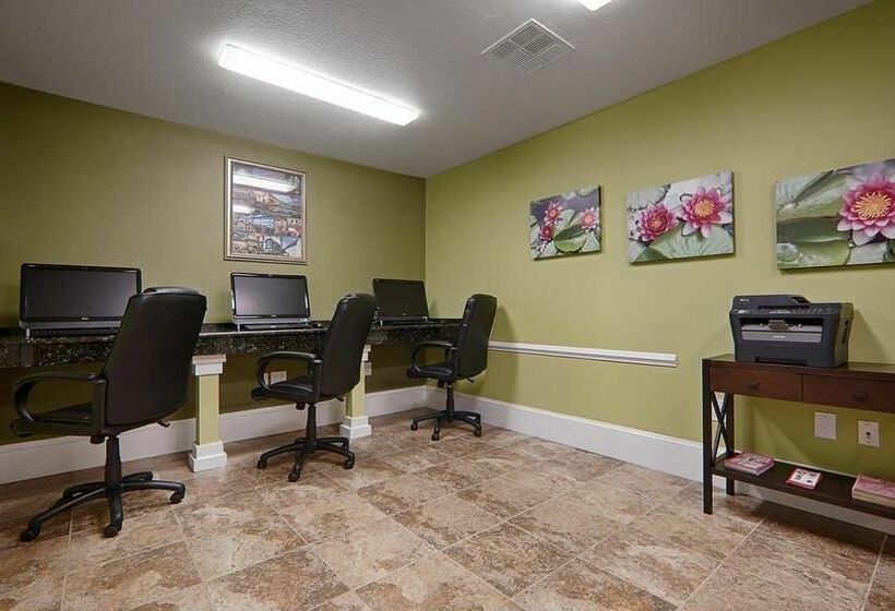 Saratoga Resort Villas