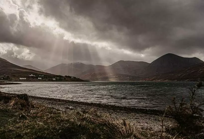 Отель Broadford