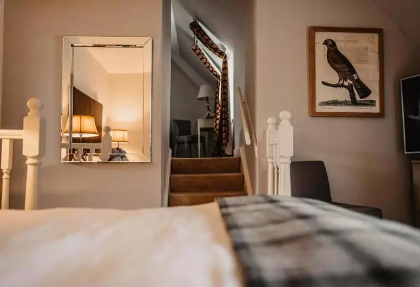 Отель Broadford