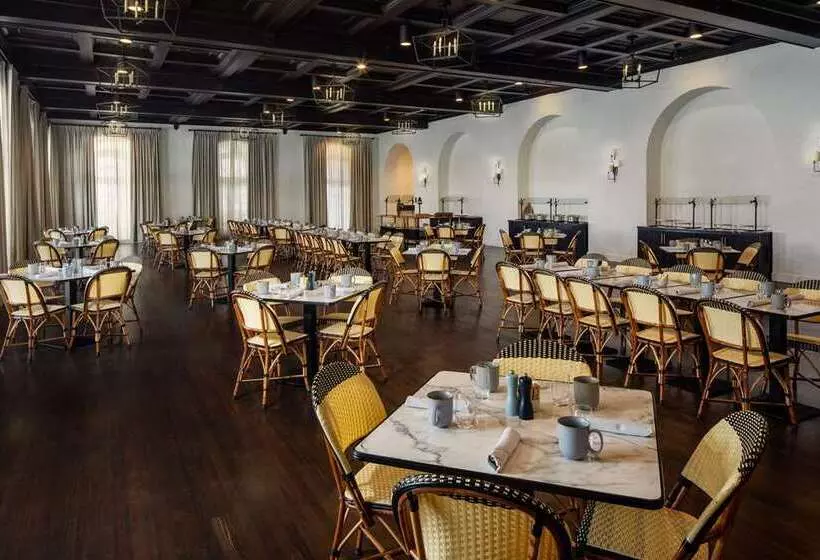 هتل Casa Marina Key West, Curio Collection by Hilton