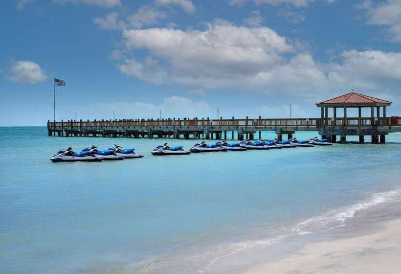 فندق Casa Marina Key West, Curio Collection by Hilton