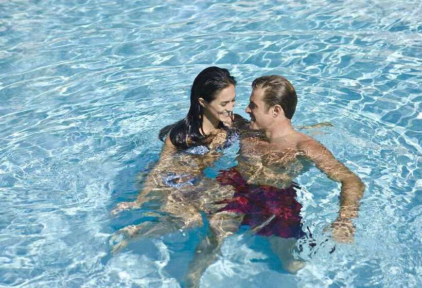 فندق Casa Marina Key West, Curio Collection by Hilton