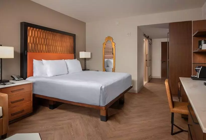 هتل Disney's Coronado Springs Resort