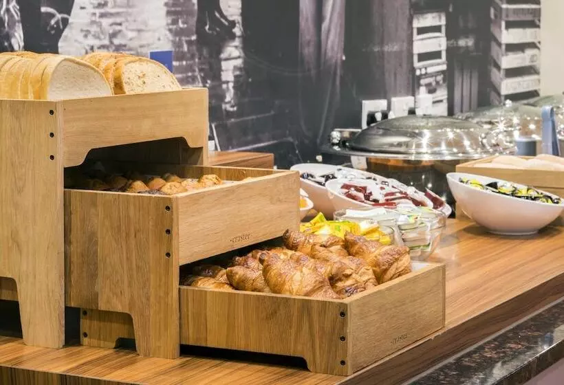 Отель Holiday Inn Express Leicester City, An Ihg