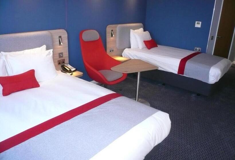 فندق Holiday Inn Express Oxford Kassam Stadium, An Ihg