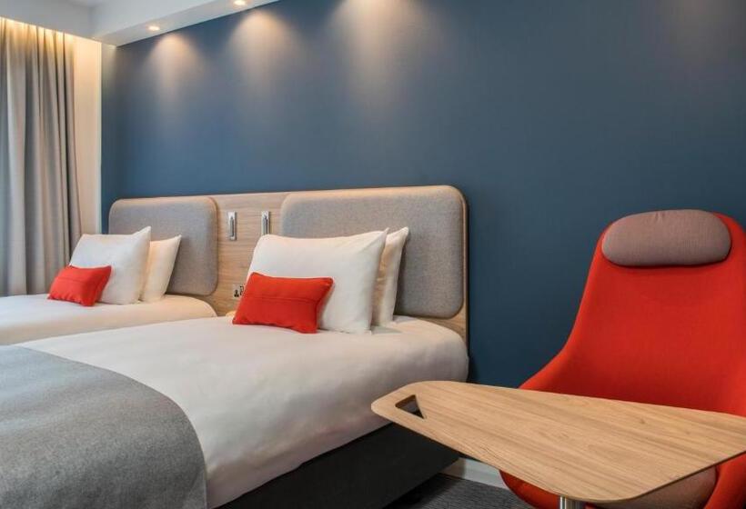 فندق Holiday Inn Express Oxford Kassam Stadium, An Ihg